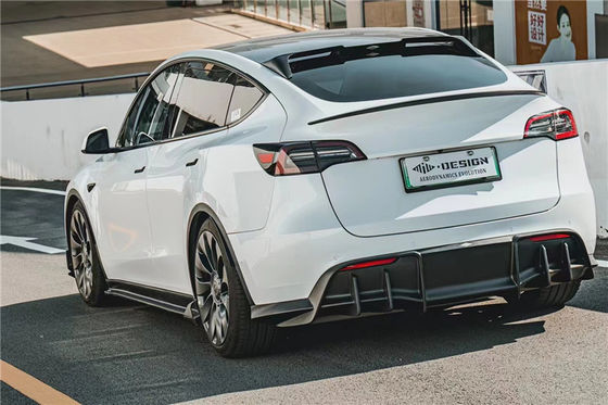 Ricambi per auto per Tesla MODEL Y Carbon Fiber Body Kit MODEL Y Upgraded MIW-style Carbon Fiber Front Shovel Diffuser Spoilerbody Kit