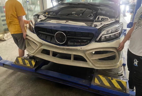 Ricambi auto per Mercedes W205 C180 C260 C300 Body Kit W205 C180 C260 C300 Upgraded IMP Style Front Bumper Body Kit