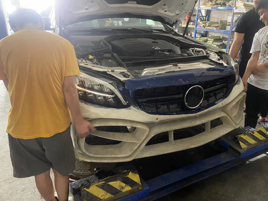 Ricambi auto per Mercedes W205 C180 C260 C300 Body Kit W205 C180 C260 C300 Upgraded IMP Style Front Bumper Body Kit