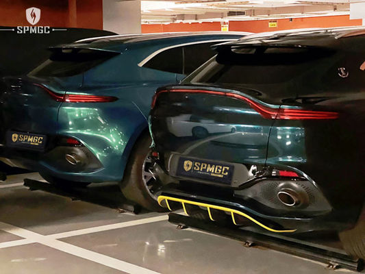 Nuovo prodotto per Aston Martin DBX Body Kit DBX Fibra di carbonio anteriore, paraurti laterali, gonna diffusore