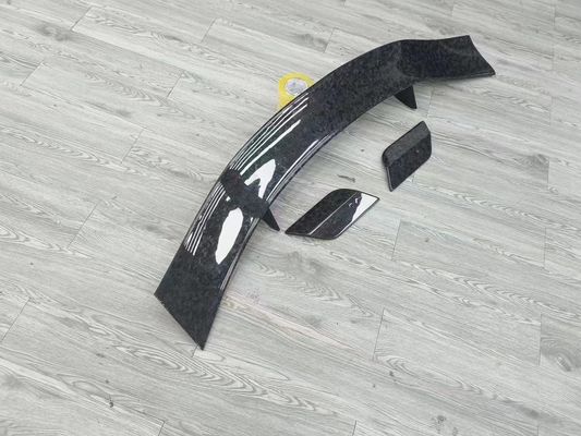 Bright Black Aston Martin Body Kit DBX MSY Stile Carbon Fiber Spoiler Wing