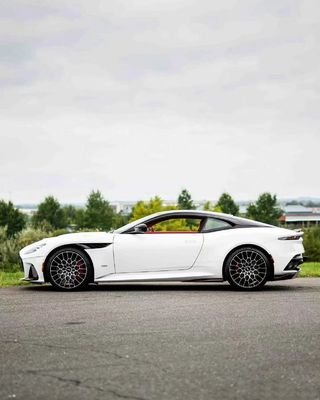 DBS Aston Martin Body Kit Bianco 770 Stile Spoiler anteriore in diffusore labiale auto