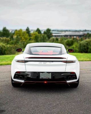 DBS Aston Martin Body Kit Bianco 770 Stile Spoiler anteriore in diffusore labiale auto