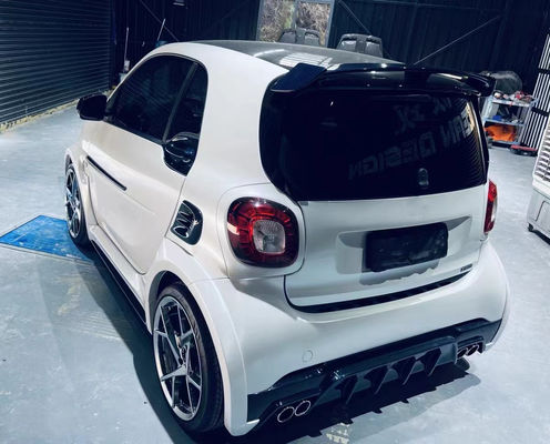 Per la Mercedes SMART Kit corpo in fibra di carbonio SMART aggiornamenti kit in fibra di carbonio in stile MSY spoiler diffusore labiale anteriore widebody