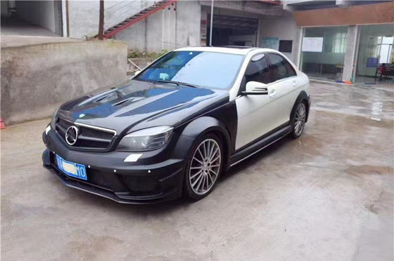 Per Mercedes W204 C63 Body Kit W204 Serie nera aggiornata stile anteriore e posteriore coprifuoco coprifuoco widebody Kit